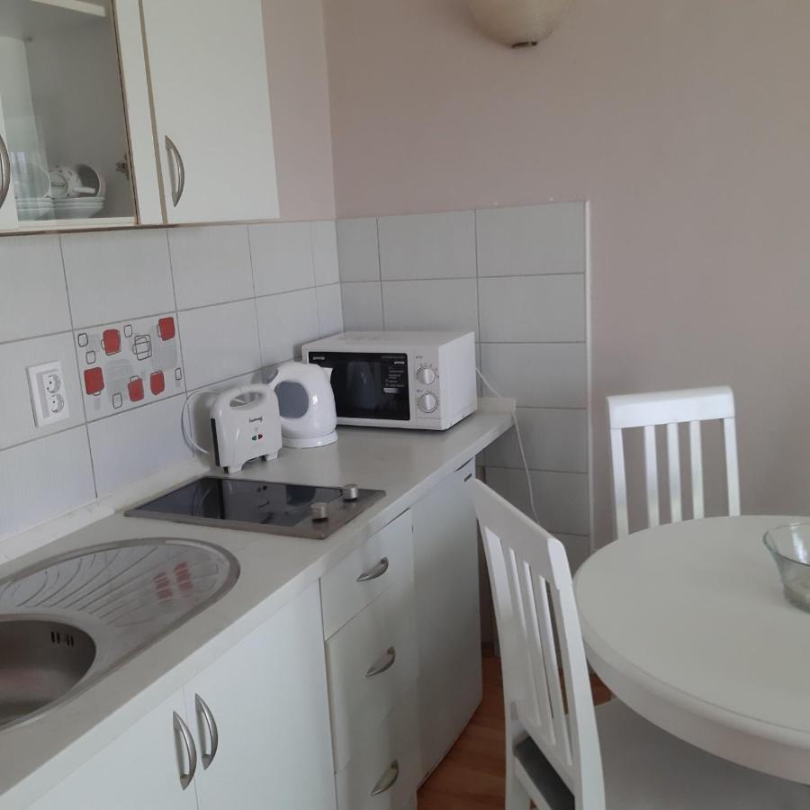 Apartmani Beljkas ติวัต ภายนอก รูปภาพ