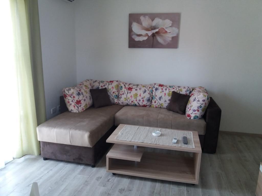 Apartmani Beljkas ติวัต ภายนอก รูปภาพ