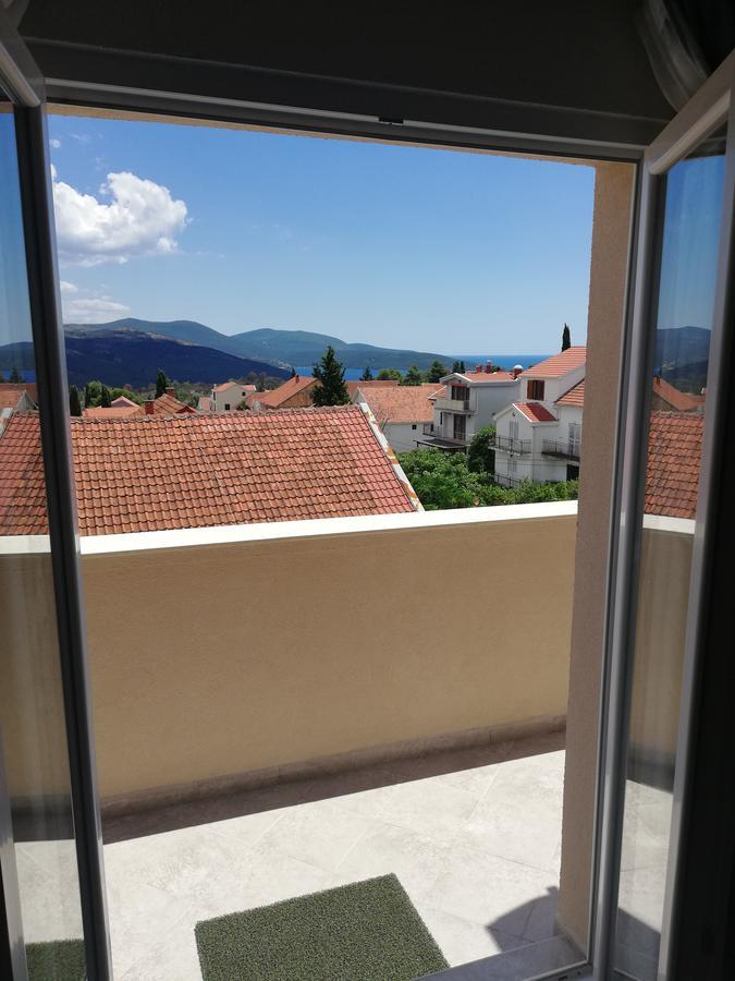 Apartmani Beljkas ติวัต ภายนอก รูปภาพ