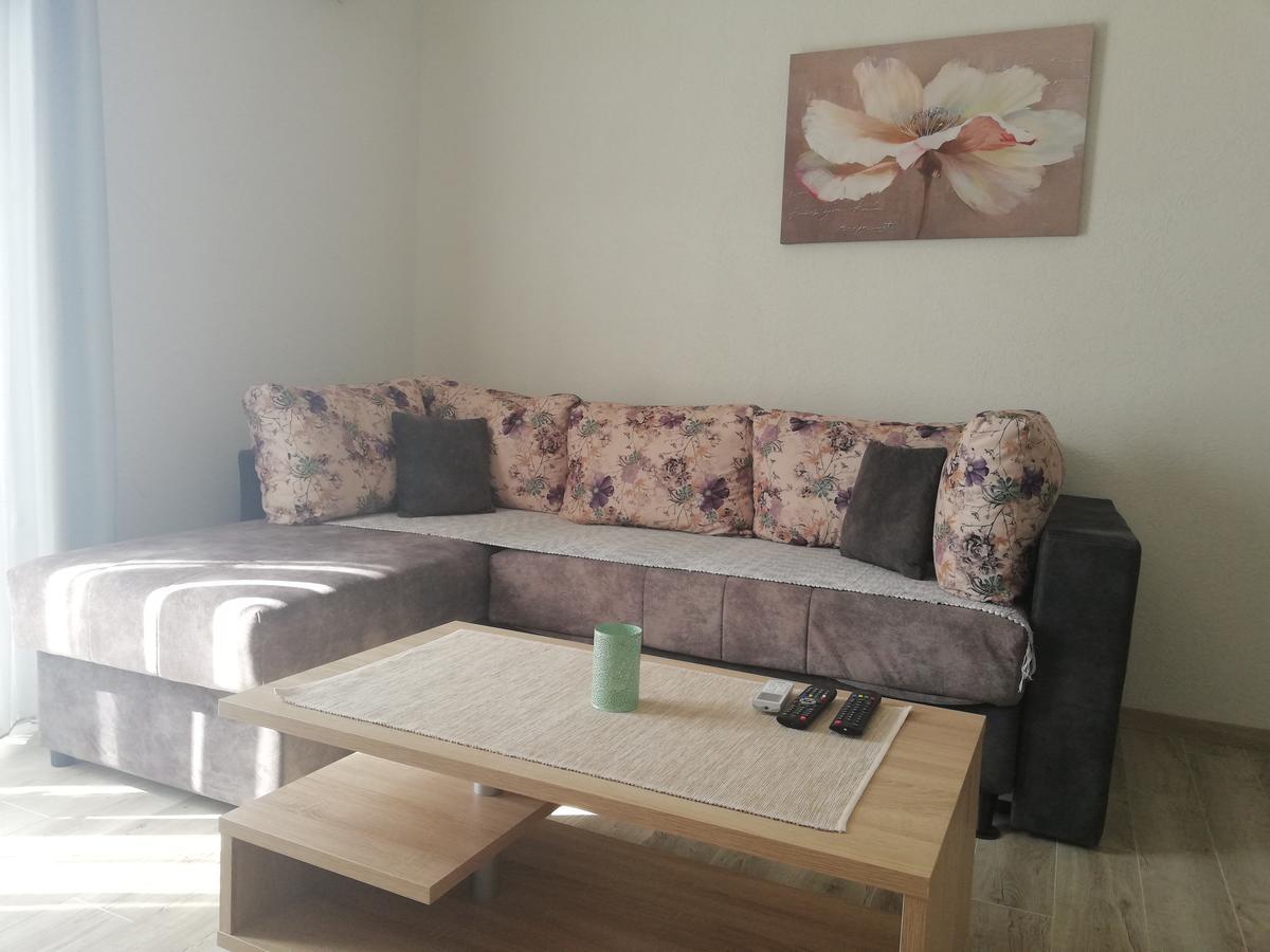 Apartmani Beljkas ติวัต ภายนอก รูปภาพ